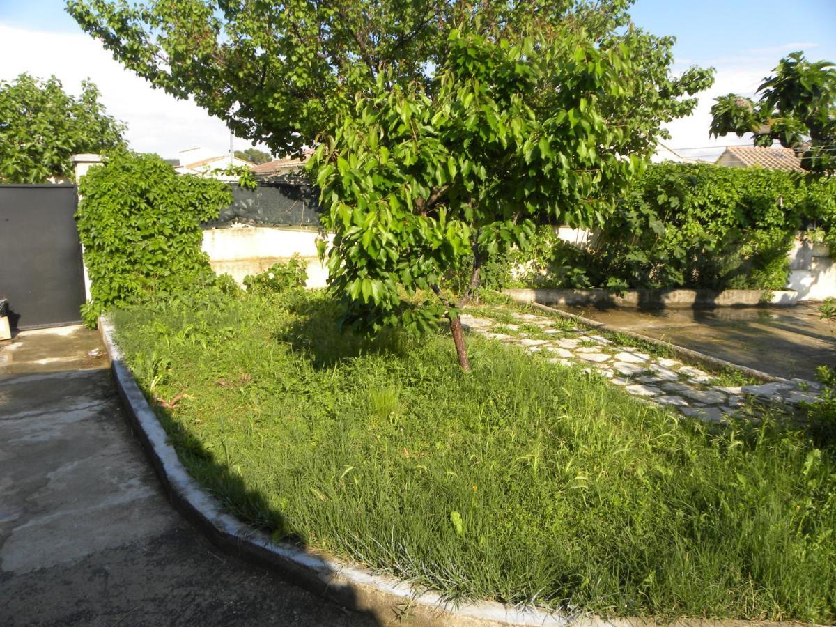 La Maison D'Ogooue Carpentras Exterior foto